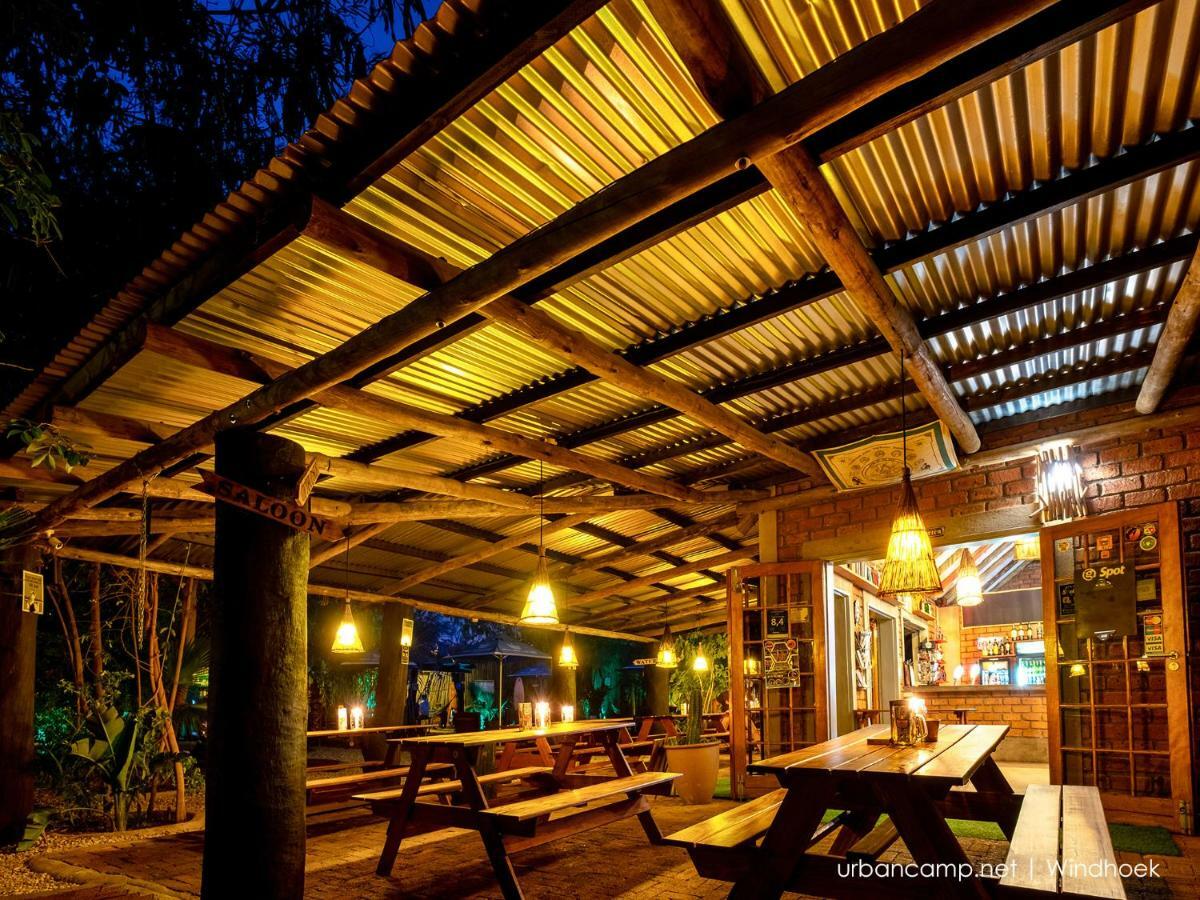 Urban Camp Hotel วินด์ฮุก ภายนอก รูปภาพ